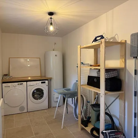 Дом отдыха Ferme Renovee Proche De La - Classee 3 Etoiles Reville