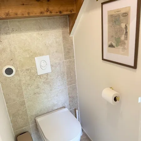 Дом отдыха Ferme Renovee Proche De La - Classee 3 Etoiles Reville